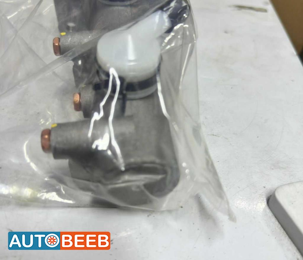  Mechanics  Mitsubishi Fuso Rosa